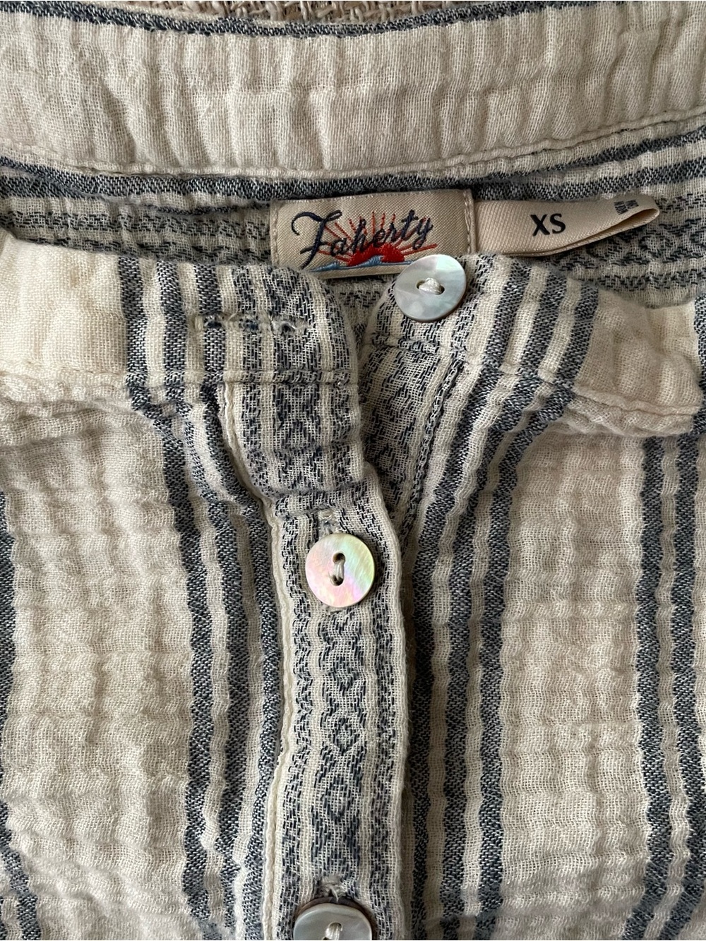 Faherty Organic Cotton Cream Gauze Button-Front Blouse with Navy Detail